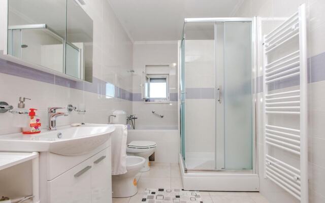 Stunning Home in Sibenik With Wifi and 4 Bedrooms