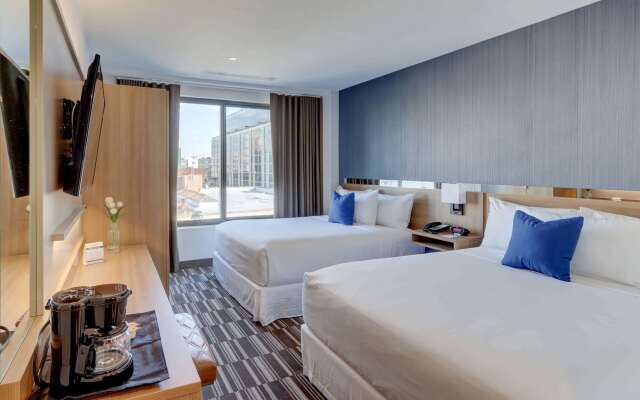 Microtel by Wyndham New York City LIC