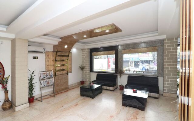 OYO Flagship 14647 Hotel Grand Majesty