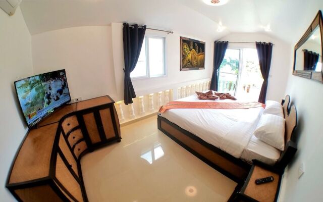 Land34 Pool Villa Pattaya - 6 Bedrooms