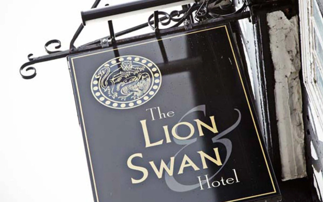 Lion & Swan Hotel