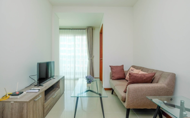 Cozy and Minimalist 2BR Green Bay Condominium Apartment