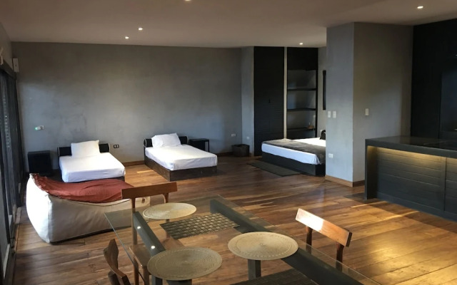 99 Surf Lodge