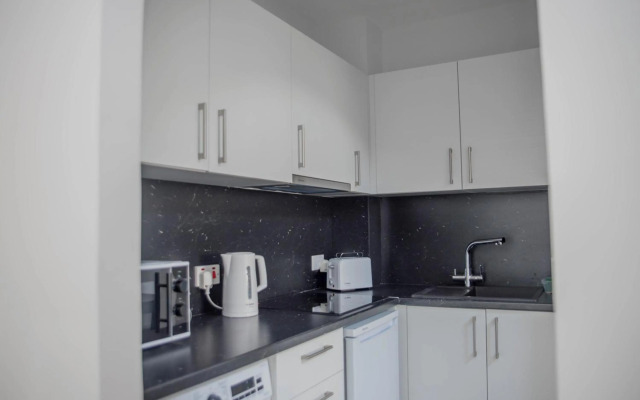 Modern one bedroom apartment at great location