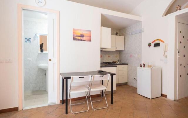 Bobbò House III, a balcony in the heart of Naples