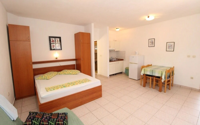 UGA - Perfect Location - SA3 - Ivona
