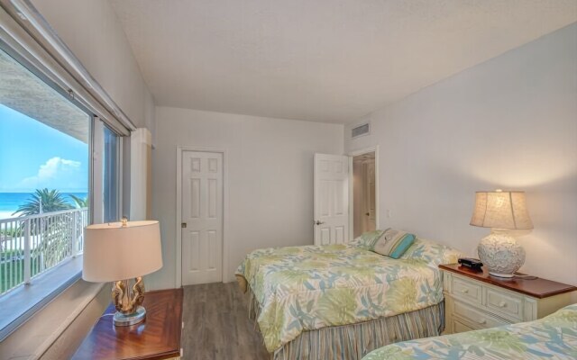 Jamaica Royale - T42 - 2 Br Condo