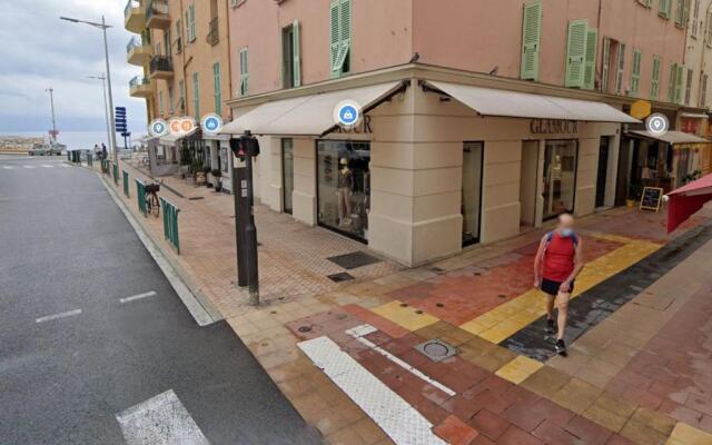 Studio Menton, 1 pièce, 2 personnes - FR-1-196-300