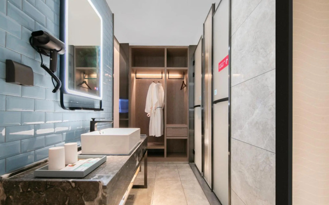 Echarm Hotel Jingzhou Honghu Long Street