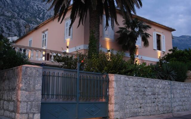 Villa Miramare Apartment Rosa, Kotor