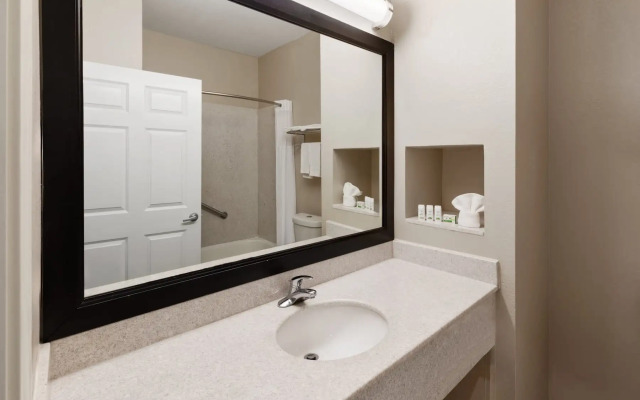 Baymont by Wyndham Houston Brookhollow