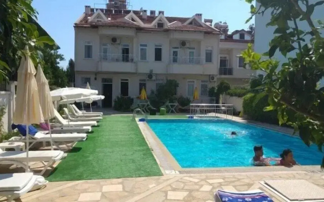 Leylak Apart Hotel