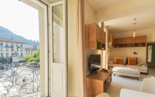 Linda Apartment 2 in Como