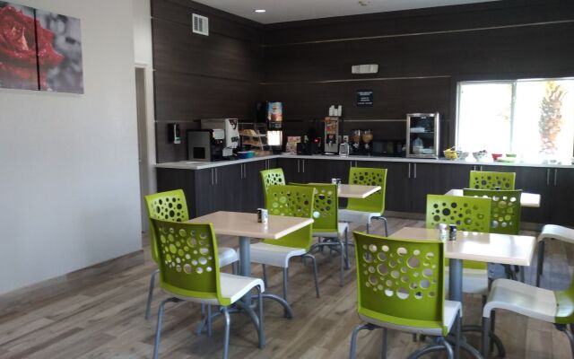 Haven Inn & Suites Downtown Houston