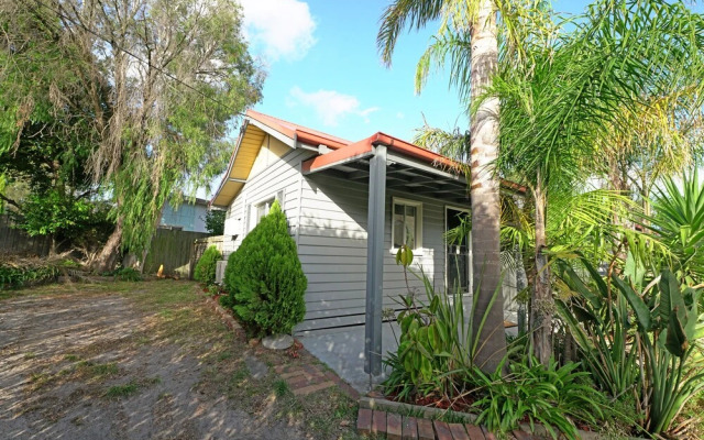 Rosebud Pet-Friendly Beach Holiday House