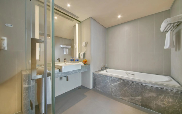 Holiday Inn Express Nantong Textile City by IHG