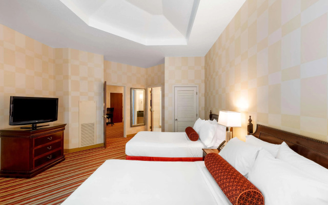 Wyndham Grand Oklahoma City Downtown