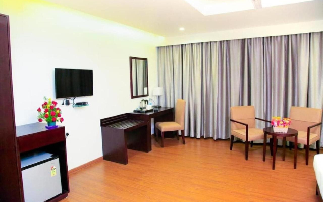 Triguna Clarks Inn