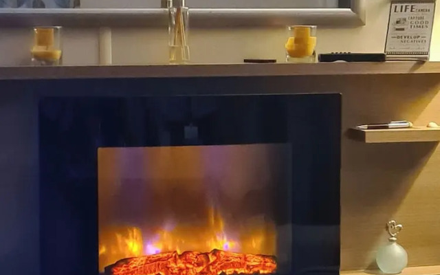 2 Bed Lodge - Sleeps 5 - Parking - Pets - Wifi