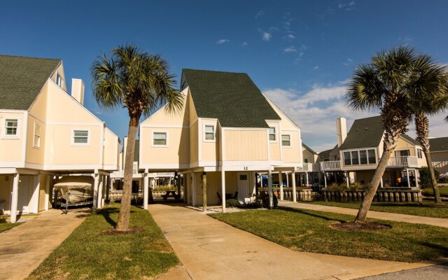 Sandpiper Cove Villas by Holiday Isle