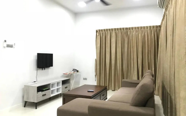 Sunset Seaview Vacation Condos City Centre @ IMAGO Shopping Mall