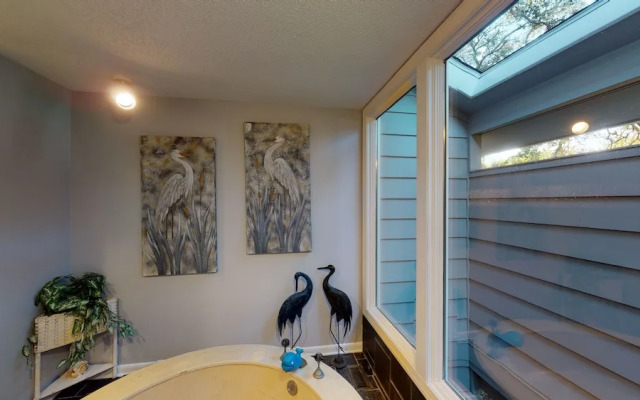 Ocean Retreat 4 Bedroom Home