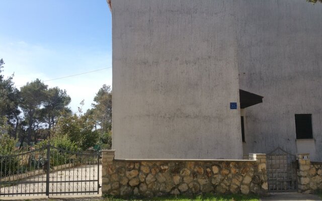 Apartment Near Novalja Center
