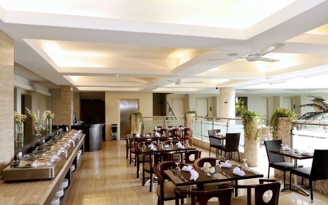 Collection O 14 Sun Boutique Hotel