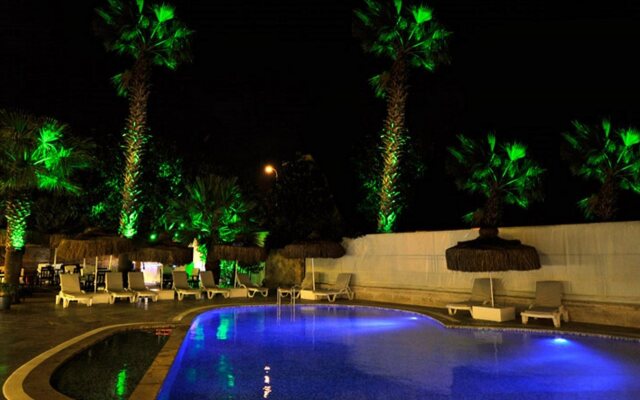 Makri Beach Hotel
