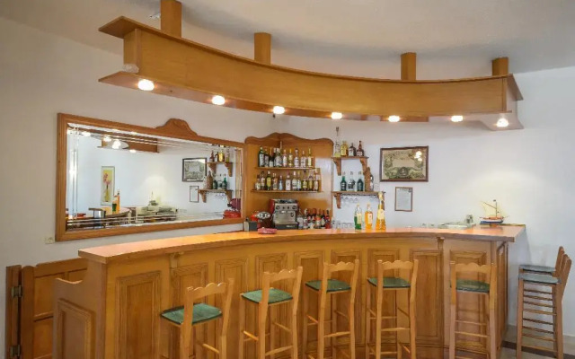 Proteas Hotel & Suites