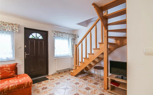 Awesome Home in Leba With Wifi and 2 Bedrooms