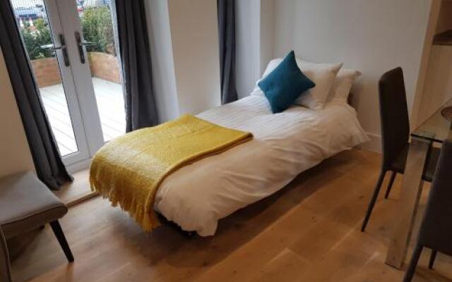 Stunning Ealing Apartment