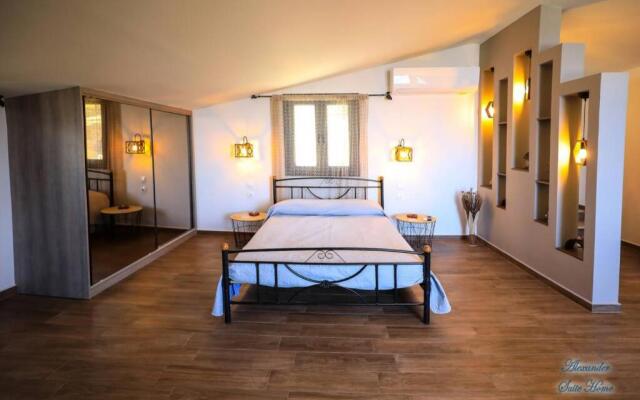 Alexander Suite Home