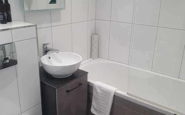 Best Western Moores Central Hotel