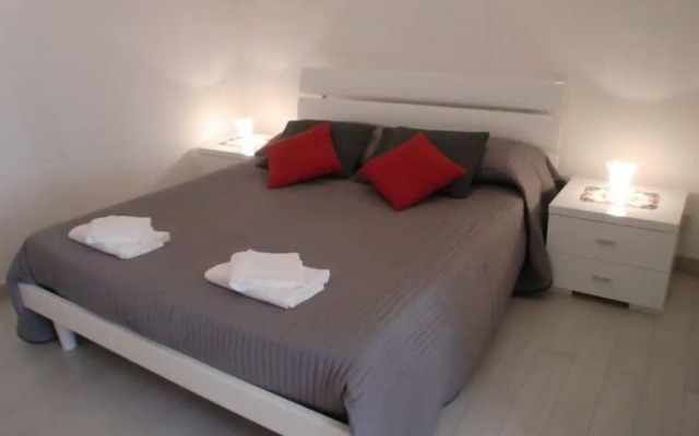 Grimaldi Apartments - Jolie