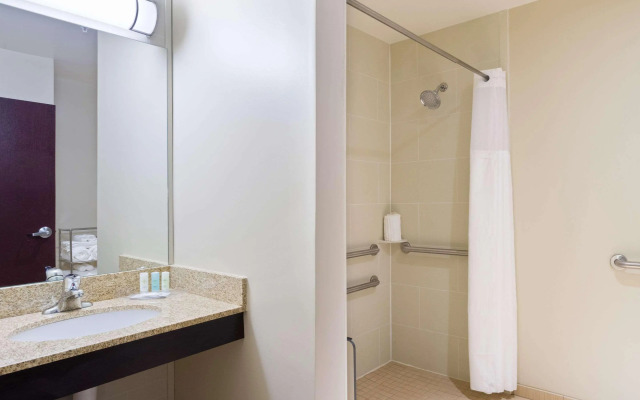 Comfort Suites DuBois Country Club