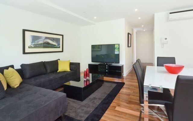 Apartment on Broadway