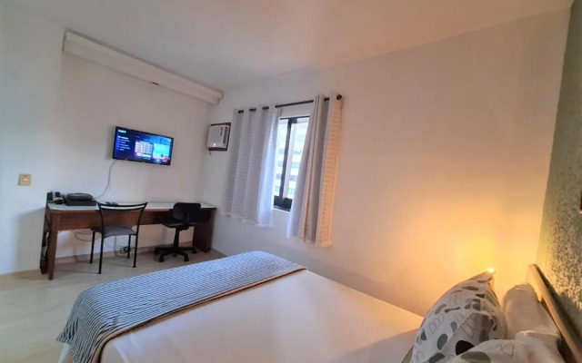 Qi Ibirapuera Intelligence Flat internet fibra e limpeza UH1903