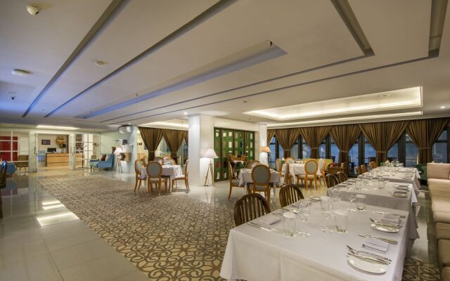 Yan's House Hotel