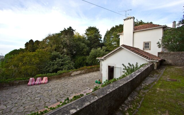 Almáa Sintra Hostel