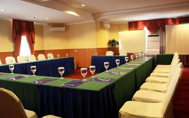 Travellers Suites