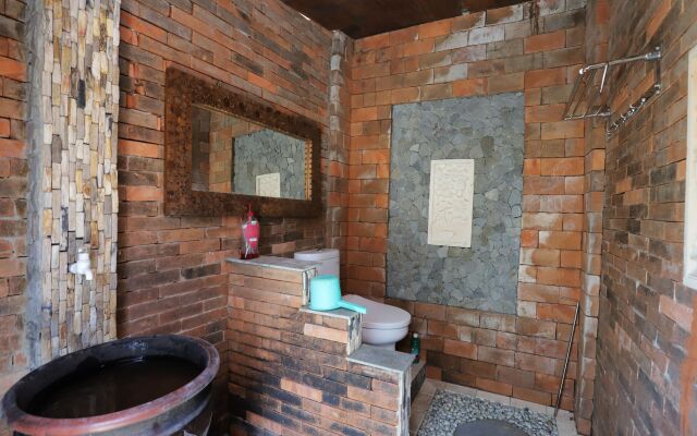 NewAlasKuliner & HomestayWatulumbung