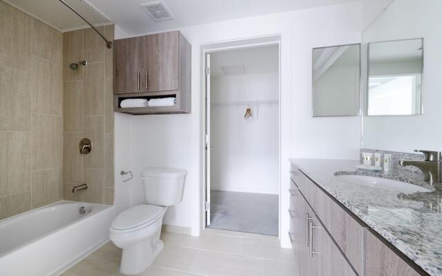 Stunning Midtown Suites by Sonder