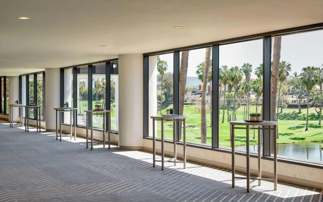 Westdrift Manhattan Beach, Autograph Collection by Marriott