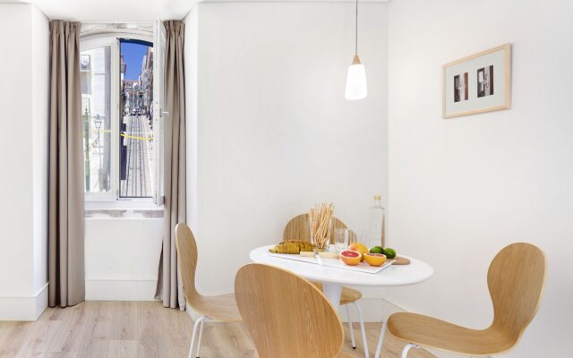 Lisbon Serviced Apartments - Ascensor da Bica