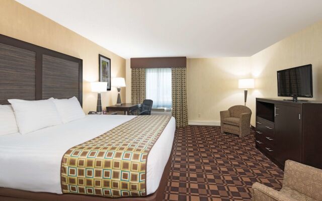 La Quinta Inn Buffalo Airport