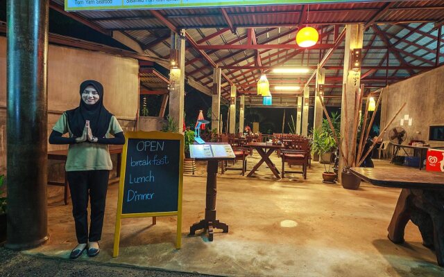 Lanta Klong Nin Beach Resort