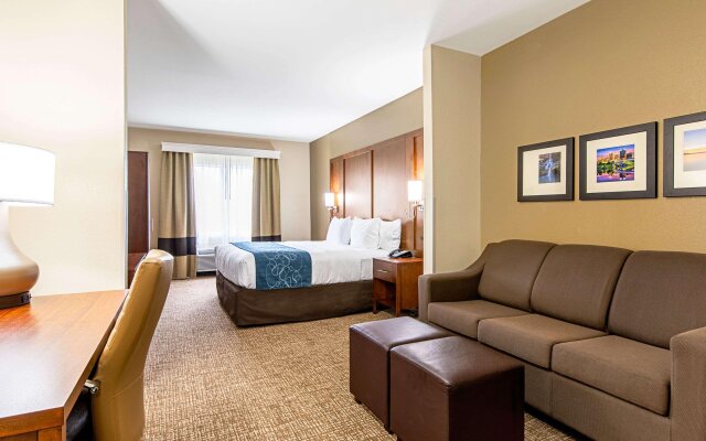 Comfort Inn & Suites Pine Bluff