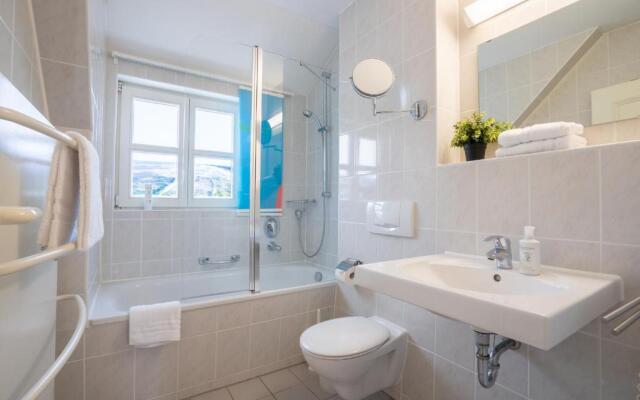 Komfort Appartement mit 2 Schlafzimmern und Terrasse A01