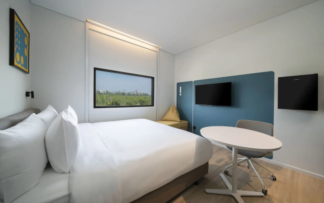 GO Hotel Bowin at Robinson Lifestyle